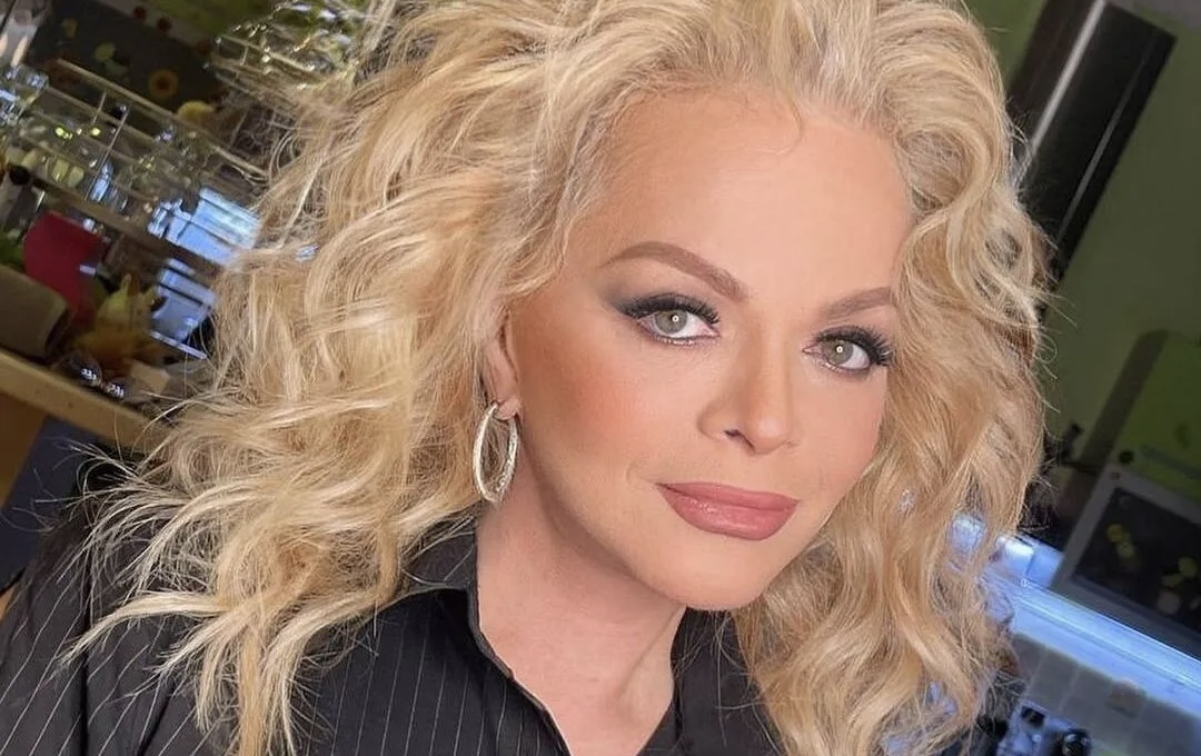 Скандал с квартирой сорвал гастроли Ларисы Долиной: концерты певицы массово отменяют