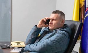 «Не бежать!»: Зеленский взбесился из-за обращения мэра Кличко к горожанам уезжать из Киева