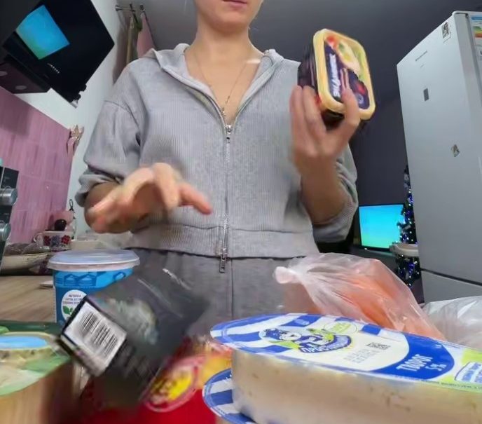 «Людей вынуждают воровать»: россияне возмущены резким ростом цен на продукты и лекарства с наступлением нового года 