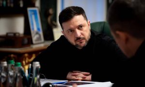 «Мне этого никогда не простят»: Зеленский сделал резкое заявление о Донбассе и запросил встречу с Путиным