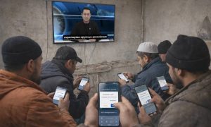 «Дядю Бахрома надо было слушать»: сбежавший из России экс-глава узбекской диаспоры учит мигрантов обманывать российских пограничников