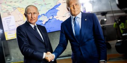 «Война могла завершиться в августе»: Путин и Трамп договорились о выводе ВСУ из Донбасса еще на Аляске