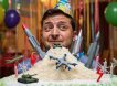 Дожил до 48: в свой день рождения Зеленский покинул Украину