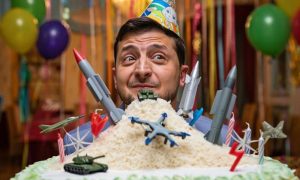 Дожил до 48: в свой день рождения Зеленский покинул Украину
