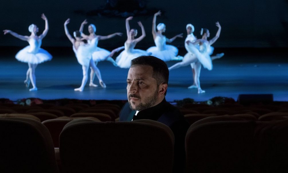 Надо было готовиться к зиме: солистов театра оперы и балета Украины уволили из-за участия в «Лебедином озере» в Европе Надо было готовиться к зиме: солистов театра оперы и балета Украины уволили из-за участия в «Лебедином озере» в Европе