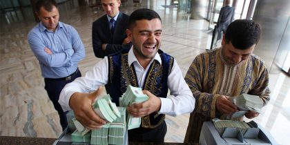 Пусть отправляют сколько хотят! Госдума РФ «прокатила» важный законопроект по мигрантам