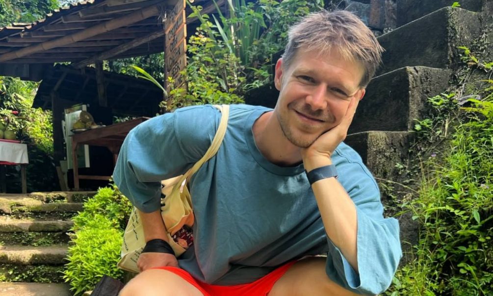 Моложе на 11 лет: Сеть переполошили фото Никиты Ефремова с новой возлюбленной Моложе на 11 лет: Сеть переполошили фото Никиты Ефремова с новой возлюбленной