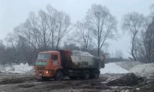 «Я ни инвалиду не буду делать дорогу, ни асфальтировать»: в Рязани чиновник обматерил жителей и отказался помогать ветерану СВО