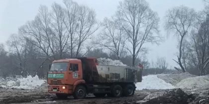«Я ни инвалиду не буду делать дорогу, ни асфальтировать»: в Рязани чиновник обматерил жителей и отказался помогать ветерану СВО