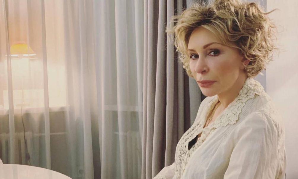 «Семь дней под контролем аферистов»: внук Татьяны Васильевой вынес из дома все деньги семьи 