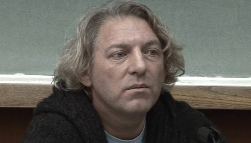 Скончался ведущий «Вечернего Урганта» и продюсер Александр Олейников 