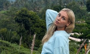 «Когда-нибудь я перестану доказывать»: Кристина Асмус упрекнула маму в ее день рождения