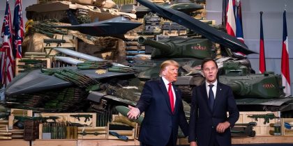 «Миротворец» Трамп завалит Украину американским оружием: через НАТО киевский режим получит технику и боеприпасы на 15 млрд долларов