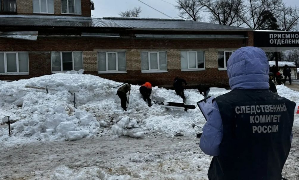 В тамбовском Котовске обрушилось здание больницы: погиб человек В тамбовском Котовске обрушилось здание больницы: погиб человек