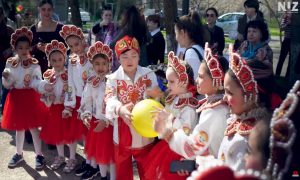 «Ишь ты, Масленица!» - веселились в Ташкенте, запрещали в Подмосковье