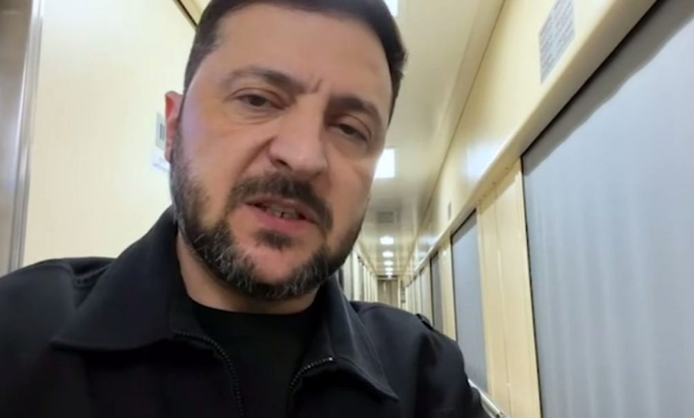 «Не видит выхода»: истерика Зеленского вышла из-под контроля из-за давления США 