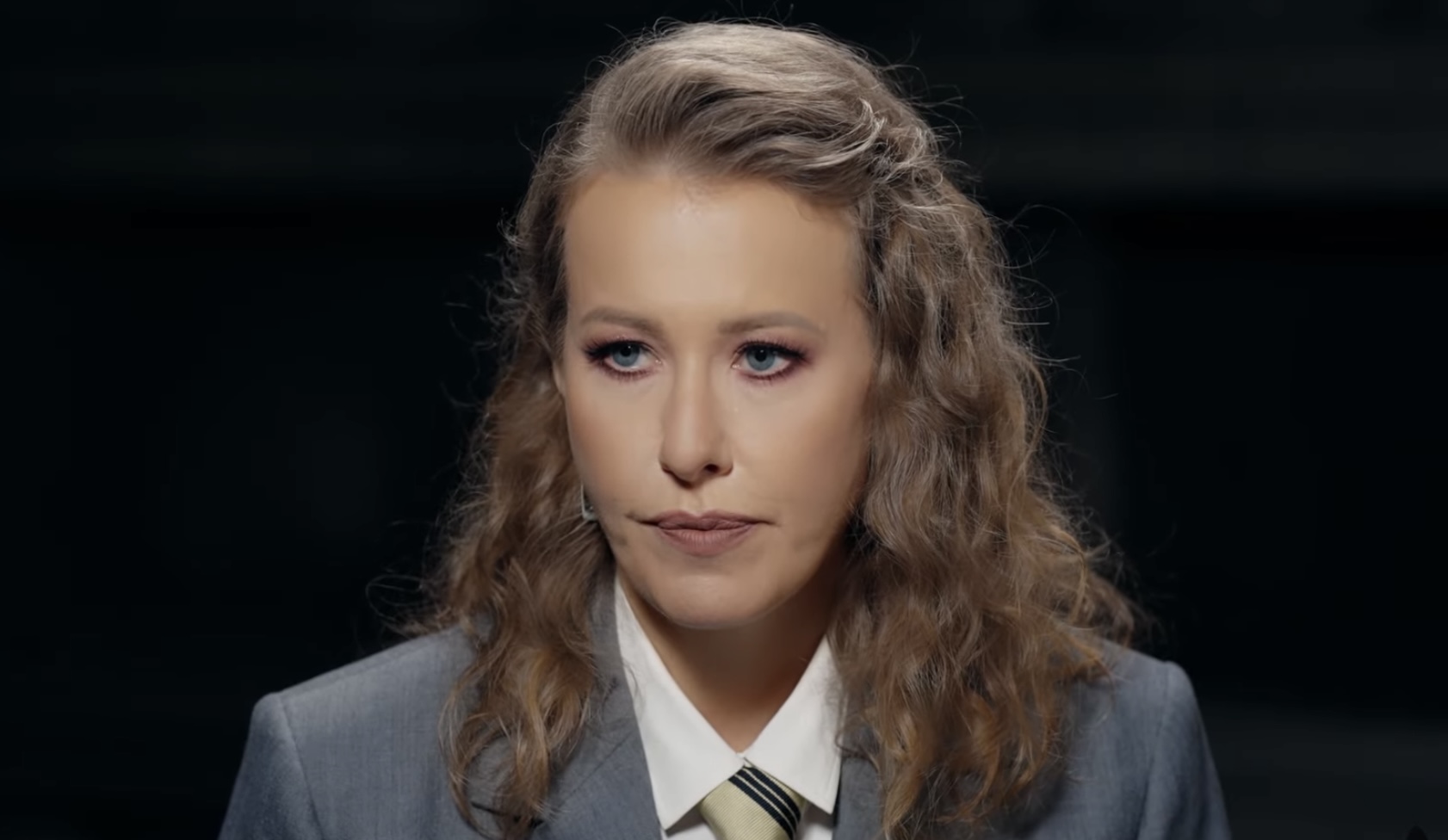 «Я страшно мучаюсь. У меня связаны руки»: Собчак призналась Гордон, почему молчит о своих сотрудниках в колонии 