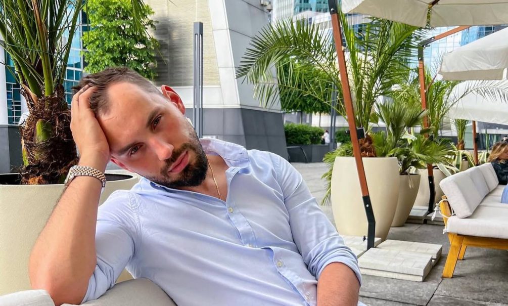 «Мозги свои найдите»: муж Бородиной жёстко ответил хейтерам после просьб найти работу 