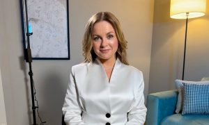 «Меня преследует психически нездоровый человек»: жена Игоря Николаева в ужасе обратилась к фанатам