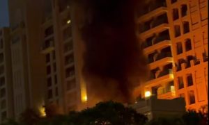 В Дубае рвутся снаряды: ракеты падают прямо около дорогих отелей