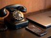 Еще нужны счеты и печатная машинка: в России резко вырос спрос на стационарные телефоны  