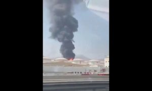 «Иран засандалил эмирам по вымени»: нефть горит в порту Фуджейра, полностью остановлен главный терминал ОАЭ