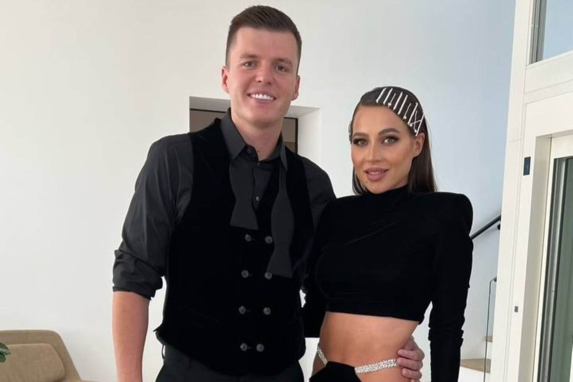 «У нее тяжелое заболевание. Лучше быть в суде, чем болеть»: Артём Чекалин о приостановке дела Лерчек из-за рака 