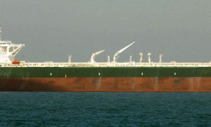 Рука Китая: Иран может начать пропускать через Ормузский пролив суда, если за груз заплатили в юанях