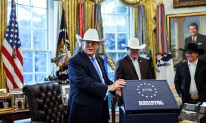 «Но они глупые люди»: Трамп без стеснения назвал реальную причину войны с Ираном