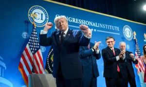 Мемизация войны: американцы в шоке от шуток Белого дома о войне в Иране