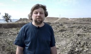 Киевские варвары ликуют: польский суд решил экстрадировать русского археолога на Украину