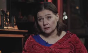 «Ну и пошла ты, дура старая»: Мария Голубкина жестко осадила журналистку и сорвала интервью