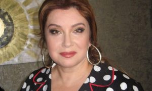 «Нити торчали из лица»: Вера Сотникова раскрыла правду о своей неудачной пластике