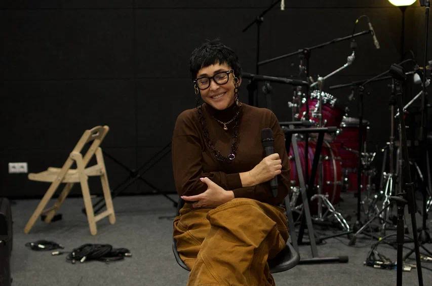 Секреты сотрудничества: Лолита откровенно рассказала о своих дуэтах с молодыми исполнителями Секреты сотрудничества: Лолита откровенно рассказала о своих дуэтах с молодыми исполнителями