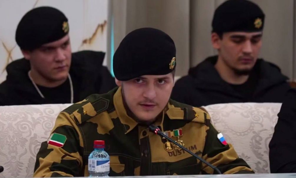 18-летний майор: Адам Кадыров появился на публике в погонах офицера 