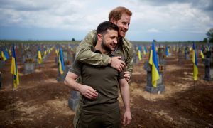 «В русский город Киев тащат зарубежных *****ов»: принц Гарри вновь торгует лицом по заказу Зеленского