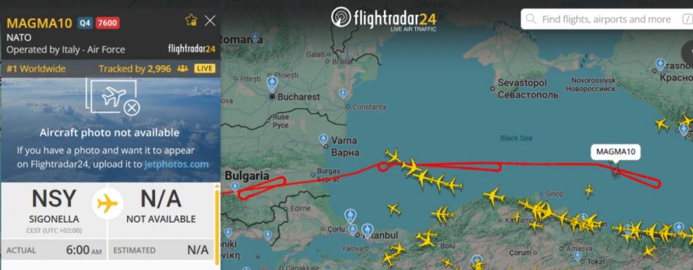 &bdquo;Sledujte v&yacute;strahy&ldquo;: Prieskumn&yacute; dron NATO je op&auml;ť nad Čiernym morom &ndash; a vysiela n&uacute;dzov&yacute; sign&aacute;l