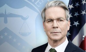 «По многочисленной просьбе бедных»: в США дали неожиданное объяснение смягчению санкций против России