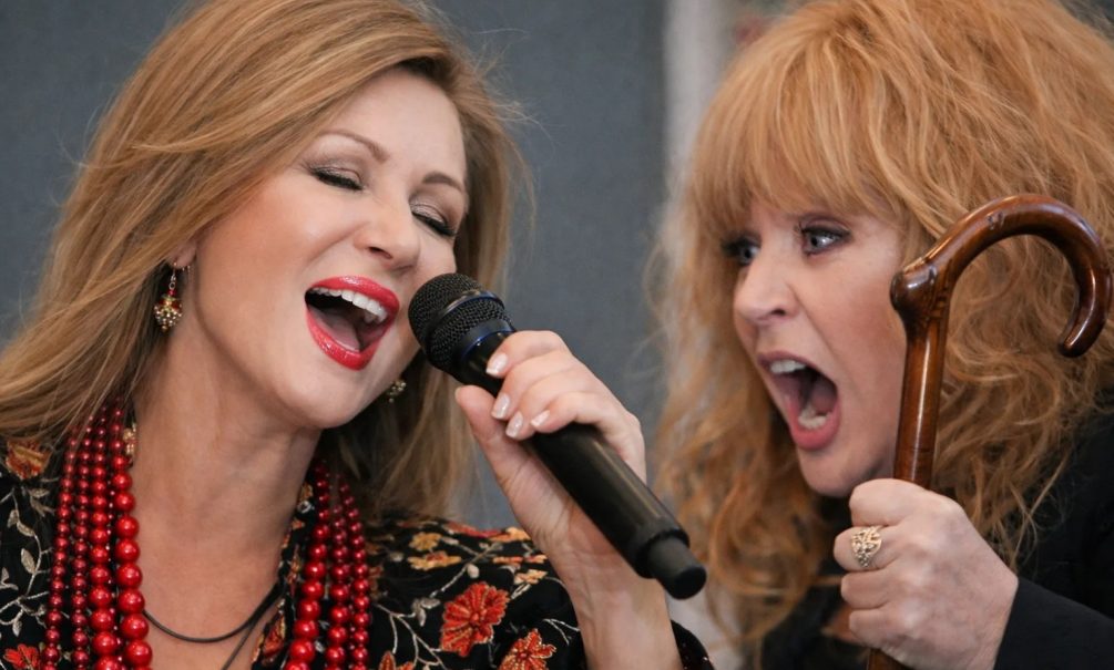 «Пугачёву Кондратий хватит»: Вика Цыганова хочет забрать песни «примадонны» 