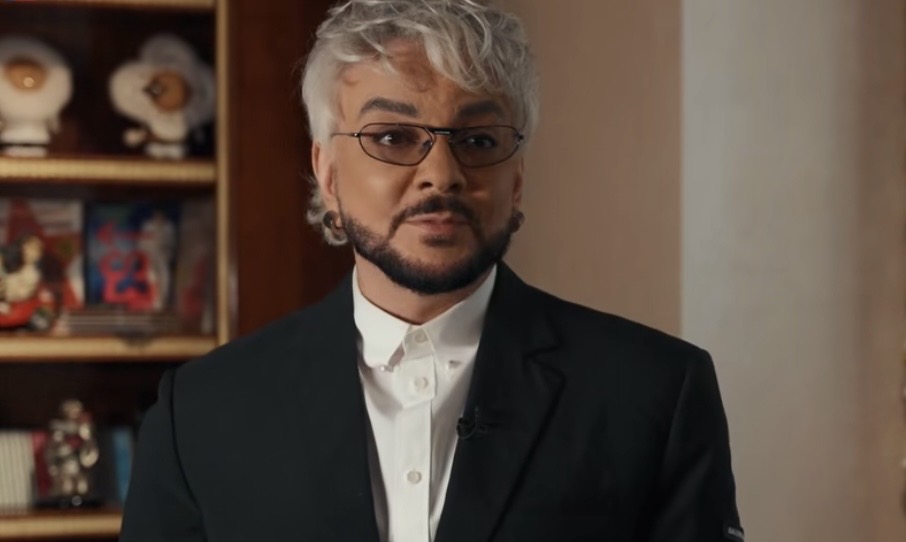 Киркоров показал коллекцию кукол Пугачёвой и высказался об их браке: «Что бы она ни говорила, я бережно храню все воспоминания»