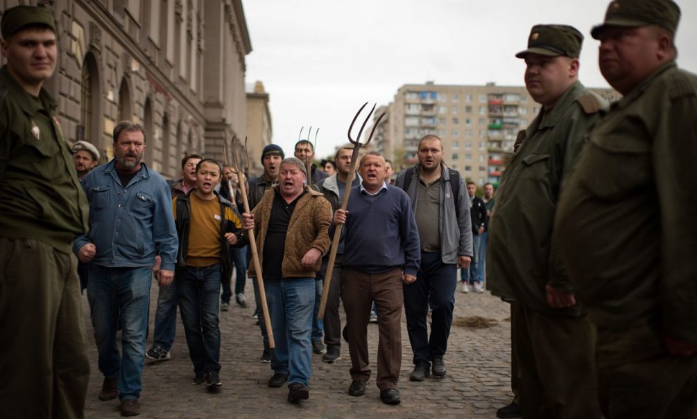 Новости Украины: в незалежной началась охота на ТЦК. Военкомов массово режут - БлокнотРУ - Новости СВО. Новости Украины. Удары по ТЦК. ТЦК. ТЦК на Украине что это? Зачем бьют по ТЦК? Россия начала бить по ТЦК. ТЦК на Украине. Атаки на ТЦК. Начали бить по ТЦК. Россия начала бить по ТЦК. ТЦК Украина. Украина новости. Новости Украины.