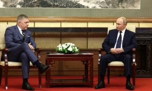 Про Россию и шнурки: шутка Фицо о русских вызвала в ЕС неожиданный переполох