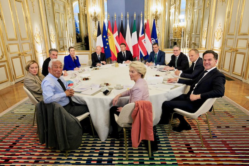 «Выхода из войны Трампа нет»: Дотком обратился к лидерам ЕС с призывом помириться с Россией ради спасения Европы - БлокнотРУ - Новости Европы. Европа новости. Будет ли война с Европой? Новости Европа. Будет ли война с Европой в ближайшее время? Новости мира и Европе. Европа последние новости на сегодня. Новости Европы сегодня. Европа новости сегодня. Новости Европы 2026.