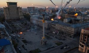 «Психологически нужно готовиться к разрушениям» - анонсированные российские удары по Киеву вызвали страх на Украине