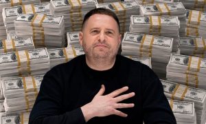 «Посидел и хватит»: Ермак вышел из СИЗО - за экс-главу офиса Зеленского внесли залог в 154 миллиона гривен
