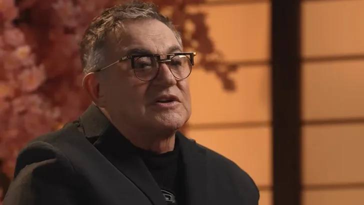 Дмитрий Дибров отчитал журналистов за вопрос о новом романе: «Вы этими губами будете целовать свою мать?»