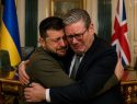 Пришла беда - отворяй: премьер Британии Кир Стармер "подставил" Зеленского