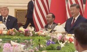 «А вы что, туда пожрать ехали?»: прилетевших с Трампом в Китай журналистов шокировало меню для прессы