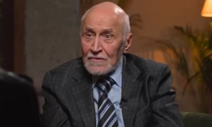Заперся дома и отказался от ТВ из-за страха заразиться: 88-летний Николай Дроздов завершил телевизионную карьеру
