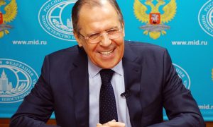 Лавров благословил Зеленского на вступление Украины в ЕС: так Евросоюз быстрее развалится